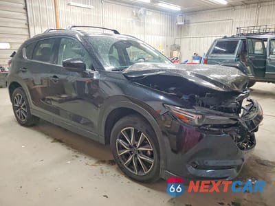 Czwarte zdjęcie samochodu z boku: 2018 MAZDA CX-5 GRAND TOURING VIN:JM3KFBDM1J0345949 - miniatura
