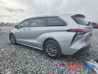 Drugie zdjęcie samochodu z przodu: 2021 TOYOTA SIENNA LE VIN:5TDKRKEC1MS016806 - miniatura