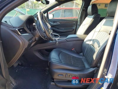 Zdjęcie 7 z 12 samochodu: 2022 BUICK ENCLAVE AVENIR VIN:5GAEVCKW9NJ126838 - miniatura