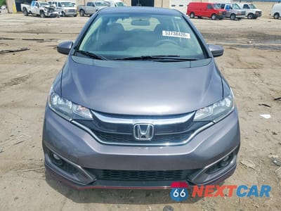 Piąte zdjęcie samochodu w środku: 2019 HONDA FIT SPORT VIN:3HGGK5H6XKM713391 - miniatura