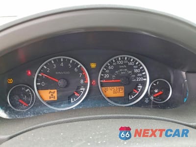Zdjęcie 9 z 13 samochodu: 2005 NISSAN PATHFINDER XE VIN:5N1AR18W55C743974 - miniatura