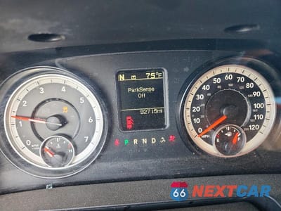 Zdjęcie 9 z 12 samochodu: 2015 RAM 1500 SLT VIN:1C6RR7LT5FS773708 - miniatura