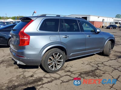 Trzecie zdjęcie samochodu z tyłu: 2018 VOLVO XC90 T5 VIN:YV4102PK9J1348282 - miniatura