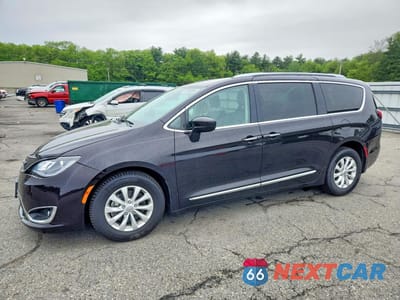 2018 CHRYSLER PACIFICA TOURING L 2C4RC1BG8JR124149 - główne zdjęcie licytacji z USA - miniatura