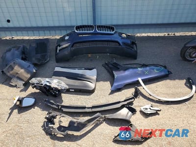 Zdjęcie 13 z 14 samochodu: 2015 BMW X5 XDRIVE35I VIN:5UXKR0C50F0K55230 - miniatura