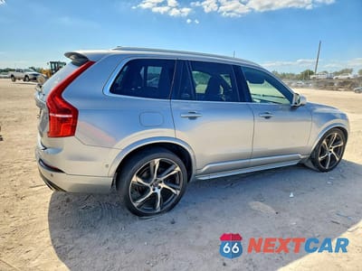 Trzecie zdjęcie samochodu z tyłu: 2017 VOLVO XC90 T6 VIN:YV4A22PMXH1169948 - miniatura