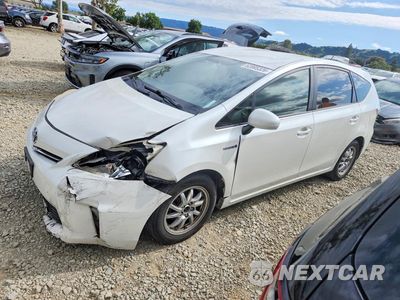 2012 TOYOTA PRIUS V THREE JTDZN3EU2C3136462 - główne zdjęcie licytacji z USA - miniatura
