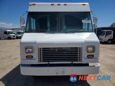 Piąte zdjęcie samochodu w środku: 2008 FORD ECONOLINE E450 SUPER DUTY COMMERCIAL STRIPPED CHASSIS VIN:1FCLE49L98DA74217 - miniatura