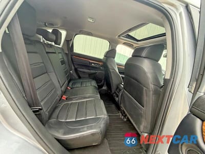 Zdjęcie 6 z 14 samochodu: 2018 HONDA CR-V EXL VIN:7FARW2H86JE045642 - miniatura