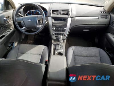 Zdjęcie 8 z 12 samochodu: 2011 FORD FUSION SE VIN:3FAHP0HA9BR319336 - miniatura