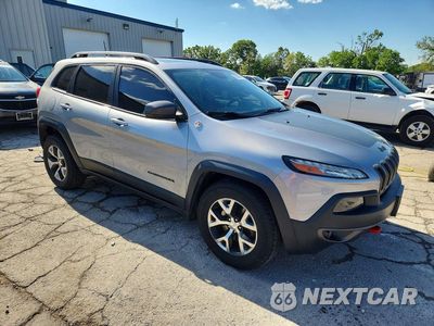 Czwarte zdjęcie samochodu z boku: 2016 JEEP CHEROKEE TRAILHAWK VIN:1C4PJMBS3GW253841 - miniatura
