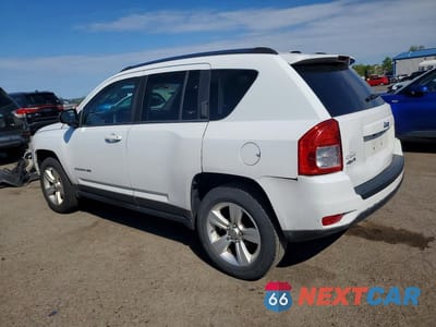 Drugie zdjęcie samochodu z przodu: 2011 JEEP COMPASS SPORT VIN:1J4NF1FB9BD212517 - miniatura