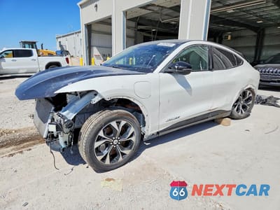 2021 FORD MUSTANG MACH-E PREMIUM 3FMTK3SU4MMA43120 - główne zdjęcie licytacji z USA - miniatura