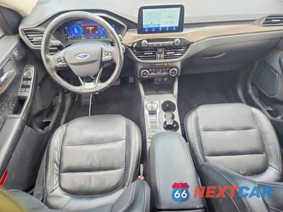 Zdjęcie 8 z 13 samochodu: 2020 FORD ESCAPE TITANIUM VIN:1FMCU9J96LUB16461 - miniatura