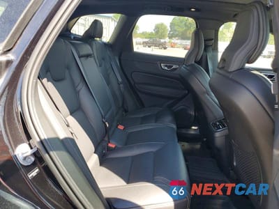 Zdjęcie 11 z 13 samochodu: 2025 VOLVO XC60 ULTRA VIN:YV4M12RDXS1038023 - miniatura