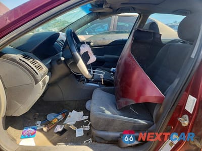 Zdjęcie 7 z 12 samochodu: 2005 HONDA ACCORD EX VIN:1HGCM56795A179242 - miniatura
