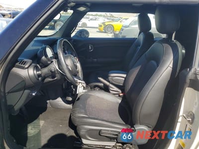 Zdjęcie 7 z 13 samochodu: 2019 MINI COOPER VIN:WMWWG5C50K3F79163 - miniatura