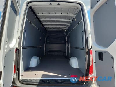 Zdjęcie 10 z 13 samochodu: 2025 MERCEDES-BENZ SPRINTER 2500 VIN:W1Y4NCVY4ST204557 - miniatura