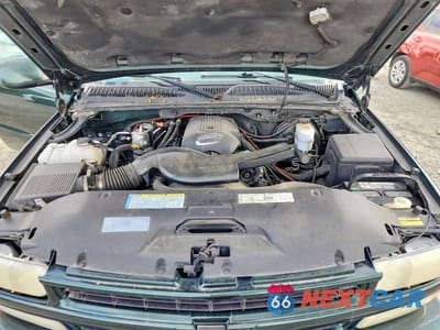 Zdjęcie 12 z 13 samochodu: 2001 CHEVROLET SUBURBAN K1500 VIN:3GNFK16T91G272191 - miniatura