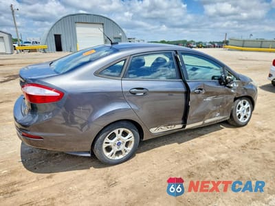 Trzecie zdjęcie samochodu z tyłu: 2015 FORD FIESTA SE VIN:3FADP4BJ7FM161709 - miniatura