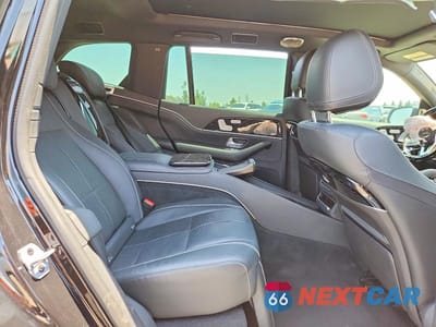 Zdjęcie 10 z 12 samochodu: 2023 MERCEDES-BENZ GLS MERCEDES-MAYBACH GLS600 4M VIN:4JGFF8HB1PA985132 - miniatura
