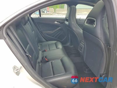Zdjęcie 10 z 12 samochodu: 2014 MERCEDES-BENZ CLA 250 4MATIC VIN:WDDSJ4GB7EN119846 - miniatura