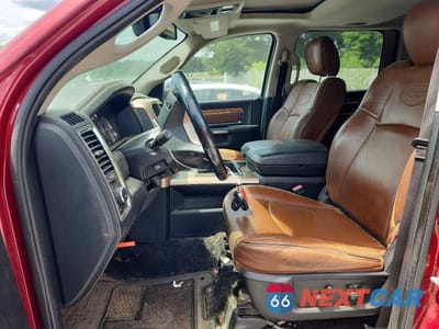 Zdjęcie 7 z 12 samochodu: 2015 RAM 1500 LONGHORN VIN:1C6RR7PM7FS529190 - miniatura