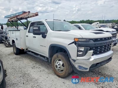 Czwarte zdjęcie samochodu z boku: 2023 CHEVROLET SILVERADO K3500 VIN:1GB5YSE76PF227186 - miniatura