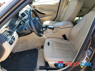Zdjęcie 7 z 12 samochodu: 2014 BMW 328 D VIN:WBA3D3C53EK156858 - miniatura