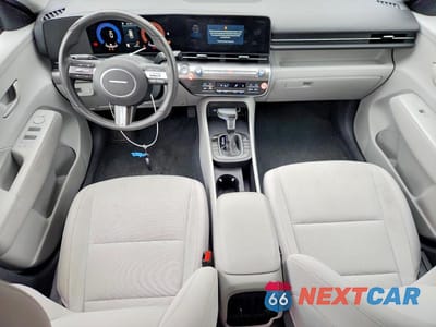 Zdjęcie 8 z 13 samochodu: 2025 HYUNDAI KONA SEL VIN:KM8HB3AB7SU232956 - miniatura
