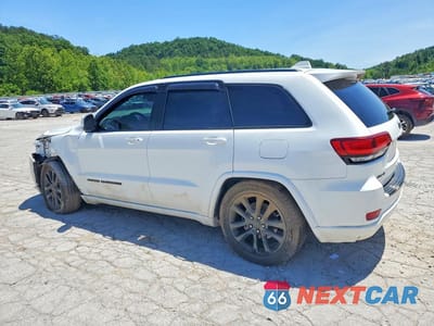 Drugie zdjęcie samochodu z przodu: 2020 JEEP GRAND CHEROKEE LAREDO VIN:1C4RJFAG4LC361561 - miniatura