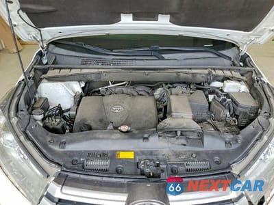 Zdjęcie 12 z 13 samochodu: 2019 TOYOTA HIGHLANDER XLE VIN:5TDJZRFH8KS594624 - miniatura