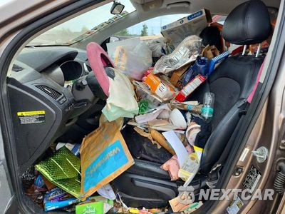 Zdjęcie 7 z 12 samochodu: 2011 HYUNDAI TUCSON GLS VIN:KM8JUCAC1BU313360 - miniatura