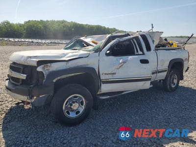 2001 CHEVROLET SILVERADO K2500 HEAVY DUTY 1GCHK29U81E325546 - główne zdjęcie licytacji z USA - miniatura