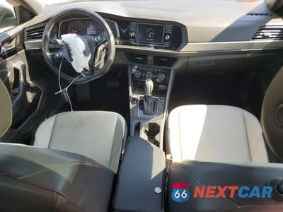 Zdjęcie 8 z 13 samochodu: 2019 VOLKSWAGEN JETTA S VIN:3VWC57BUXKM253010 - miniatura