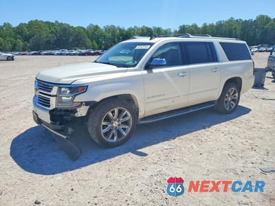 2015 CHEVROLET SUBURBAN K1500 LTZ 1GNSKKKCXFR289552 - główne zdjęcie licytacji z USA - miniatura