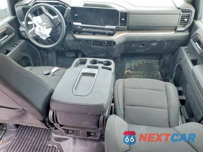 Zdjęcie 8 z 12 samochodu: 2026 CHEVROLET SILVERADO K3500 LT VIN:1GB4KTEY0TF168643 - miniatura