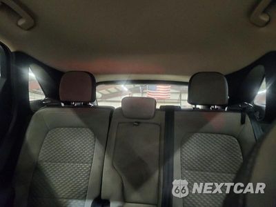 Zdjęcie 10 z 13 samochodu: 2020 FORD ESCAPE SE VIN:1FMCU9G64LUA64812 - miniatura