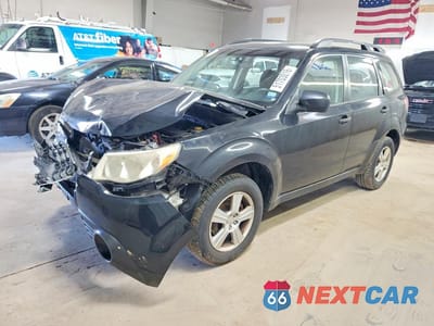 2010 SUBARU FORESTER XS JF2SH6BC4AH916857 - główne zdjęcie licytacji z USA - miniatura