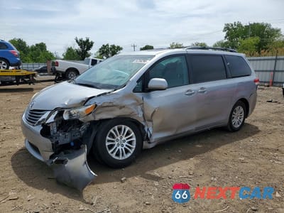 2012 TOYOTA SIENNA XLE 8-PASSENGER 5TDYK3DC8CS217039 - główne zdjęcie licytacji z USA - miniatura