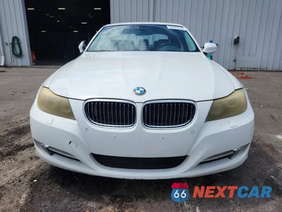 Piąte zdjęcie samochodu w środku: 2009 BMW 335 I VIN:WBAPM775X9NL88364 - miniatura