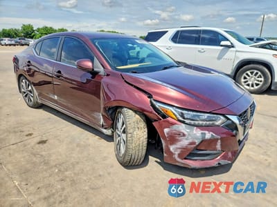 Czwarte zdjęcie samochodu z boku: 2020 NISSAN SENTRA SV VIN:3N1AB8CV8LY244917 - miniatura