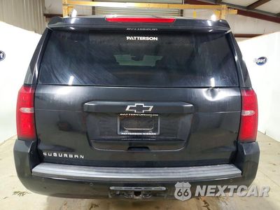 Zdjęcie 6 z 13 samochodu: 2016 CHEVROLET SUBURBAN K1500 LT VIN:1GNSKHKC2GR307773 - miniatura