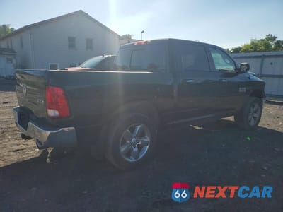 Trzecie zdjęcie samochodu z tyłu: 2015 RAM 1500 SLT VIN:1C6RR7LM8FS731381 - miniatura
