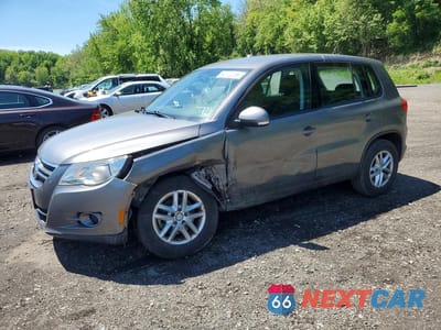 2011 VOLKSWAGEN TIGUAN S WVGBV7AX2BW513034 - główne zdjęcie licytacji z USA - miniatura
