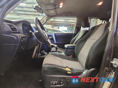 Zdjęcie 7 z 13 samochodu: 2015 TOYOTA 4RUNNER SR5 VIN:JTEBU5JRXF5273736 - miniatura