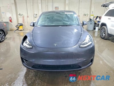 Piąte zdjęcie samochodu w środku: 2022 TESLA MODEL Y VIN:7SAYGDEE3NF393479 - miniatura