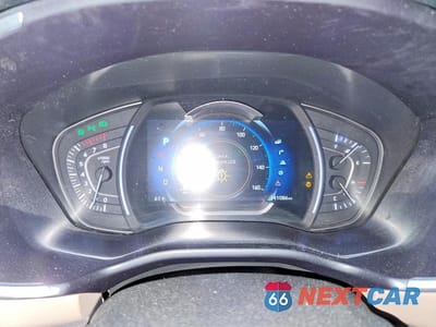 Zdjęcie 9 z 13 samochodu: 2020 HYUNDAI SANTA FE LIMITED 2.0T VIN:5NMS5CAA2LH279667 - miniatura