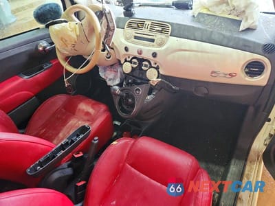 Zdjęcie 8 z 13 samochodu: 2012 FIAT 500 LOUNGE VIN:3C3CFFERXCT321898 - miniatura