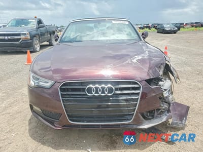Piąte zdjęcie samochodu w środku: 2014 AUDI A5 PREMIUM VIN:WAUAFAFH2EN011482 - miniatura